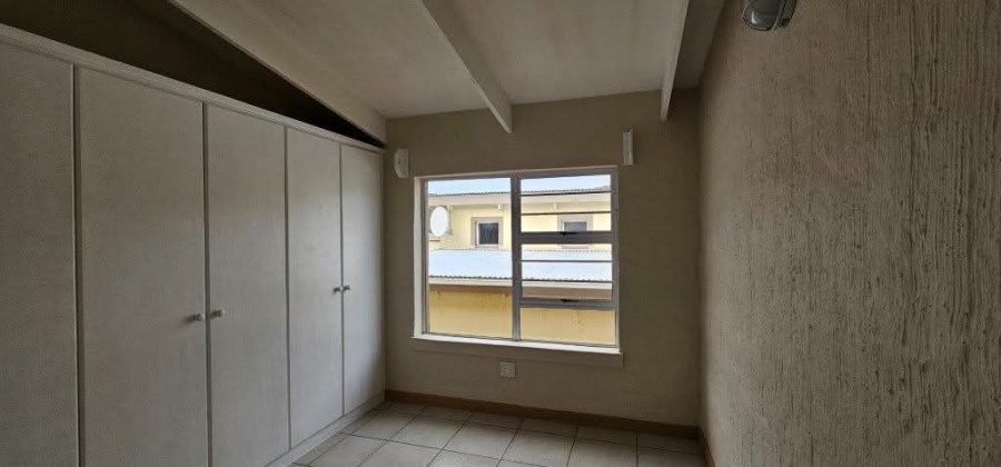 To Let 3 Bedroom Property for Rent in Island View Western Cape